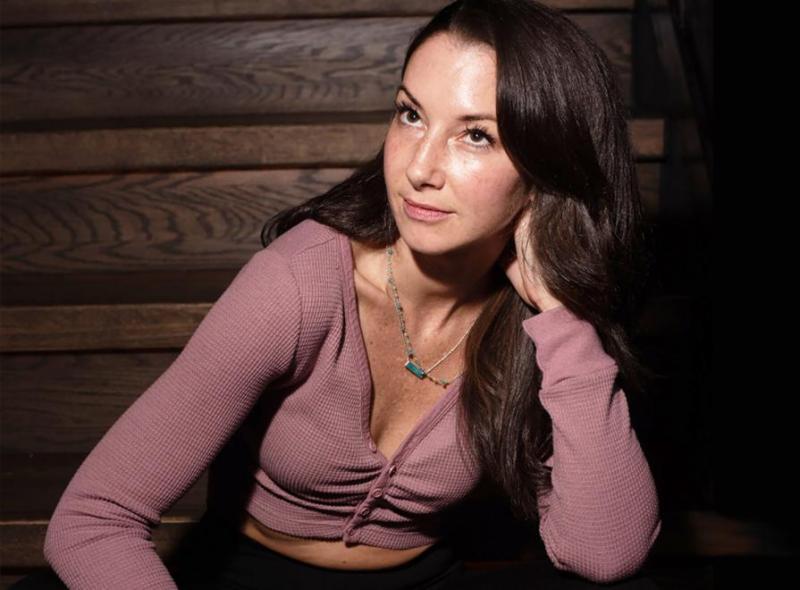 Kerryn Feehan (Netflix, Comedy Central) Headlines The Riot Comedy Club