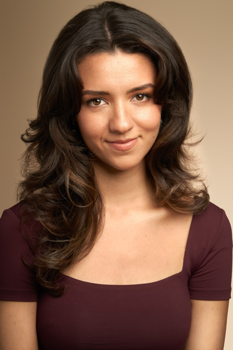 Maddy Kelly (The Tonight Show with Jimmy Fallon) Headlines The Riot Comedy Club