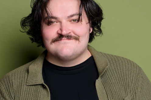 Colin Armstrong Headlines The Riot Comedy Club