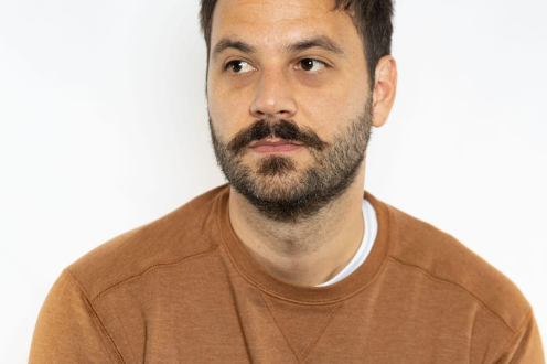 Henry Sir (Don't Tell Comedy) Headlines The Riot Comedy Club